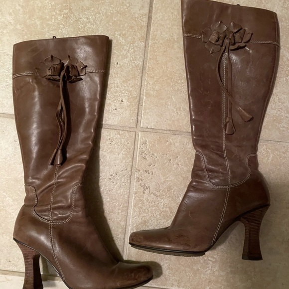 Leather Taupe under the knee boots
